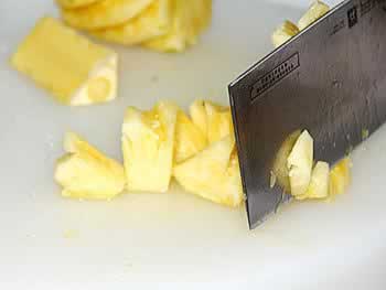 苦瓜菠萝苹果汁的做法