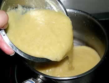 煎素鹅肝佐苹果泥的做法