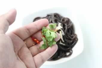 ��˿ާ���۵�����