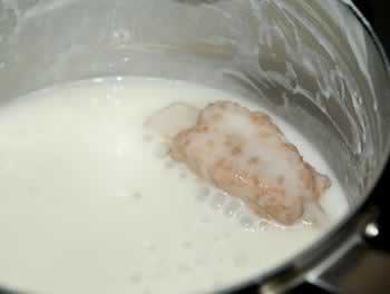 芝士焗素排配罗勒青酱的做法