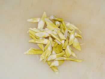 毛豆扁尖笋炒瓠子的做法