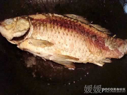 野葛菜鲫鱼汤的做法