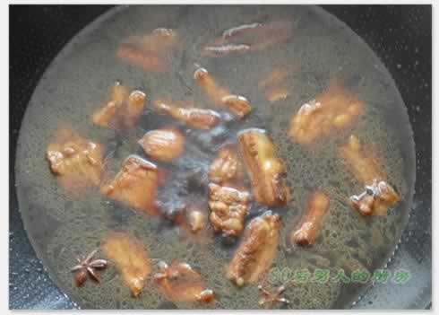 排骨烧粽子的做法