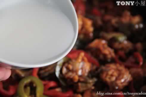 香辣干锅牛蛙的做法