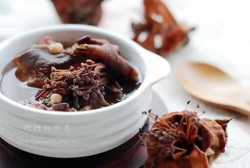 清热祛湿木棉花汤的做法