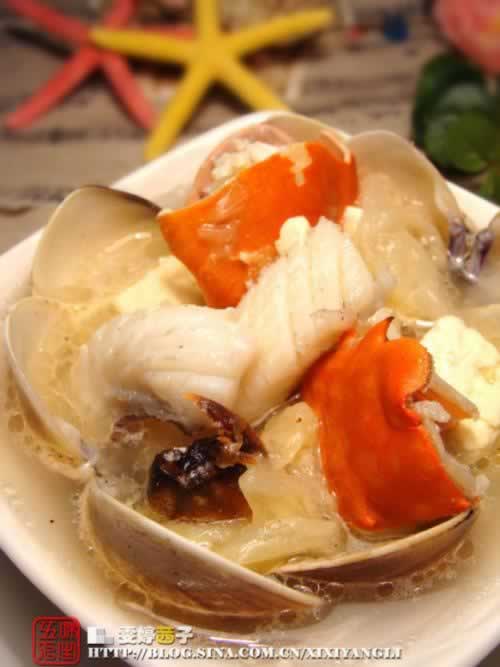 蟹白豆腐海鲜汤的做法