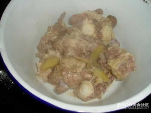 ������ӻ�ɽ��ţβ������