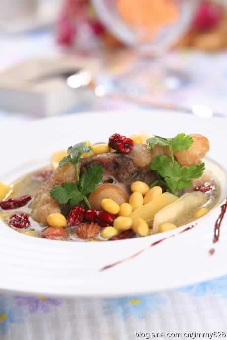 �ƶ�ţβ��������