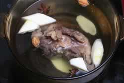 �ƶ�ţβ��������