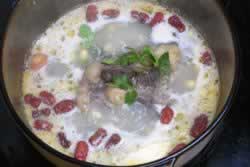 黄豆牛尾汤的做法