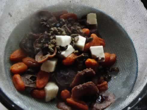 ��Ƣ������������