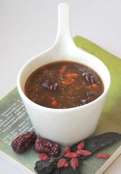 ���ں�������������