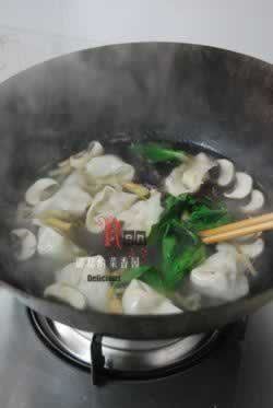 清汤鲜蘑金钩小馄饨的做法