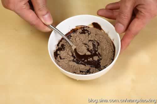 ����Բ�����ɲݵ�����