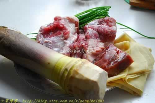 �����ʵ�����