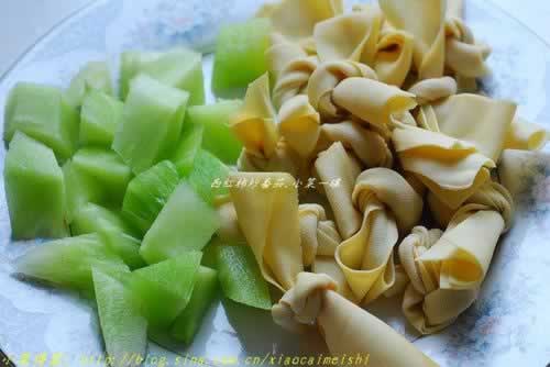 �����ʵ�����