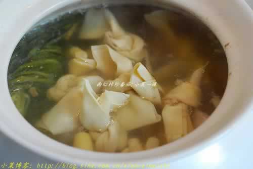 �����ʵ�����