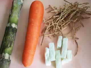 ����é��ˮ������