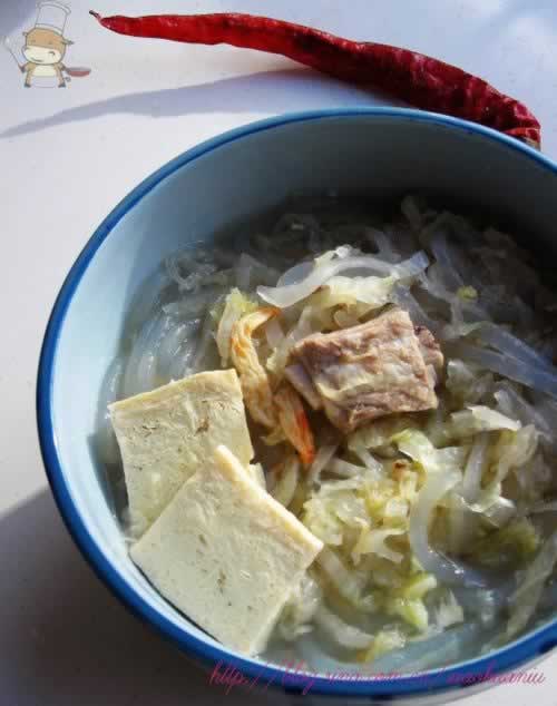 酸菜炖冻豆腐粉条的做法