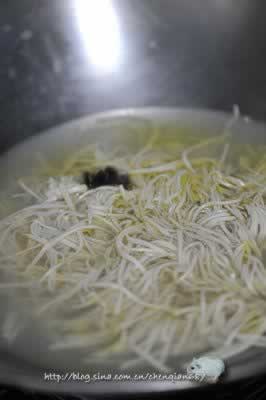 ���ݴ����˿������