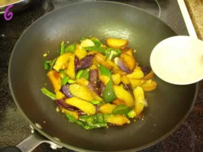 �����ʵ�����