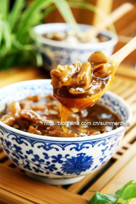 ������ɫС�Գ��ε�����