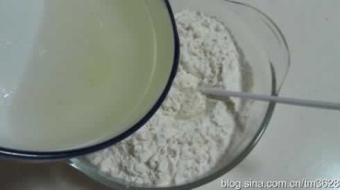 自制酥脆麻花的做法