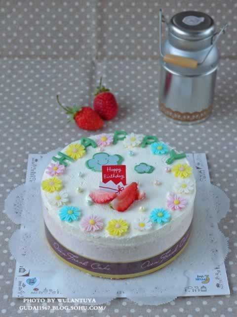 草莓乳酪杏仁海绵蛋糕的做法