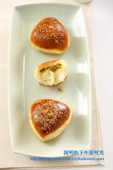 咖喱牛肉面包的做法