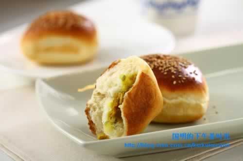 咖喱牛肉面包的做法