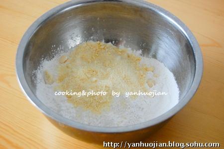 原味&芝麻迷你恐龙蛋面包的做法