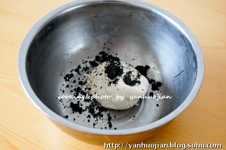 原味&芝麻迷你恐龙蛋面包的做法