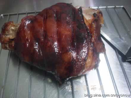 德式烤肘子的做法