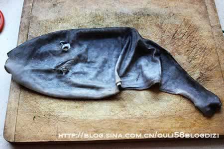 酱焖扒皮鱼的做法