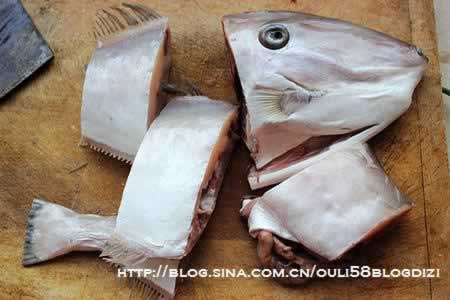 酱焖扒皮鱼的做法