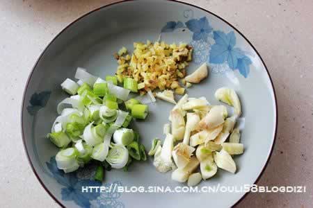 酱焖扒皮鱼的做法