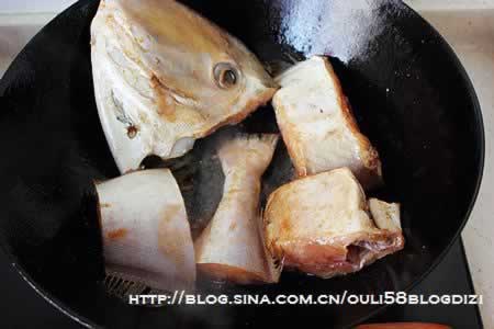 酱焖扒皮鱼的做法