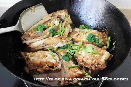 酱焖扒皮鱼的做法
