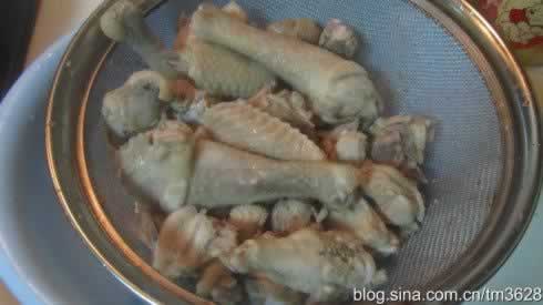 烧鸡公火锅的做法