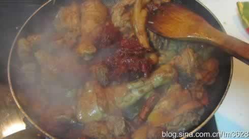 烧鸡公火锅的做法