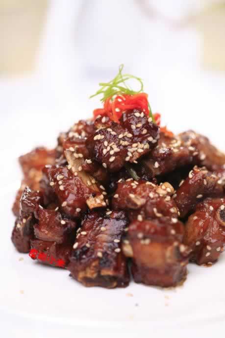 糖醋小排的做法