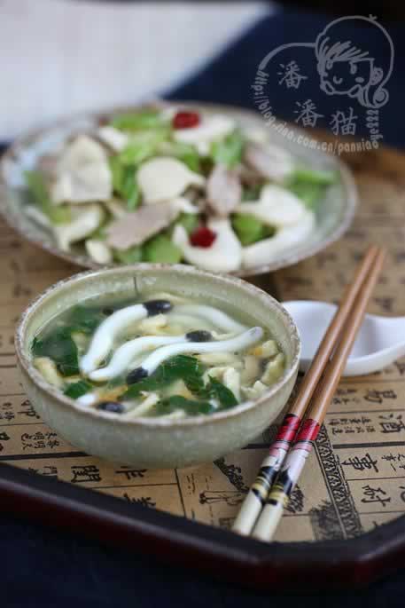 海蘑菇蛋丝汤的做法