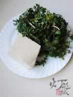 荠菜拌豆腐的做法