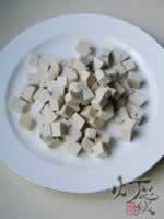 荠菜拌豆腐的做法