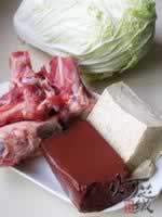 豆腐猪血熬白菜的做法