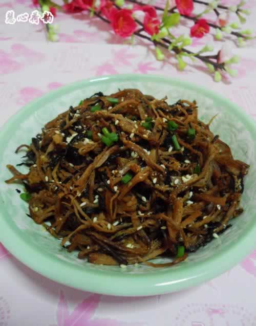 山楂海苔芝麻牛肉丝的做法