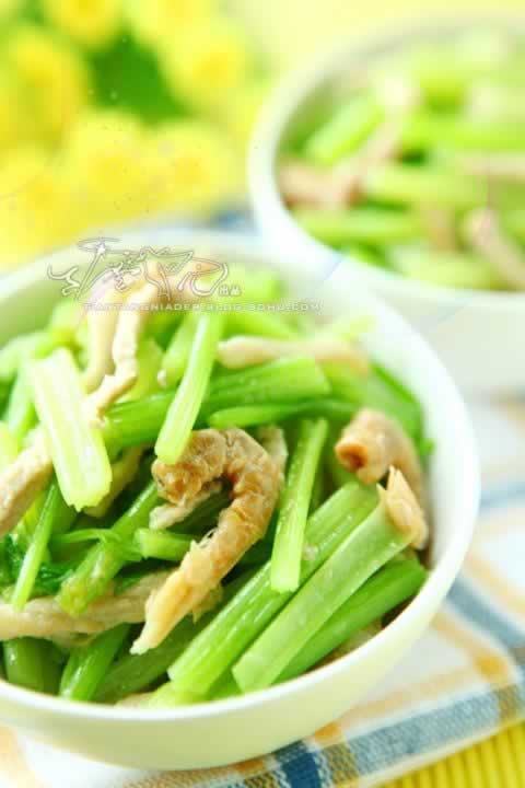 凉拌海米芹菜的做法