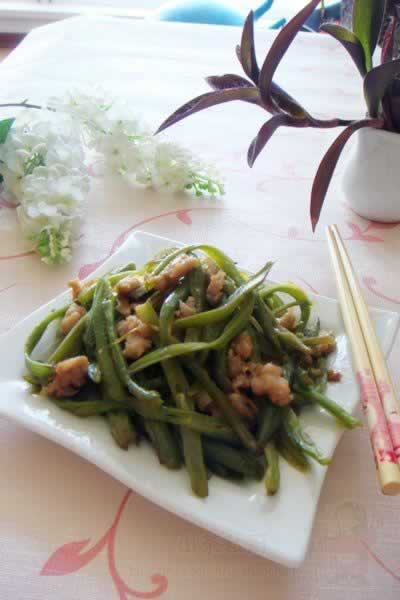 ��ĩ������˿������