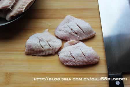 麻辣香锅鸡翅的做法