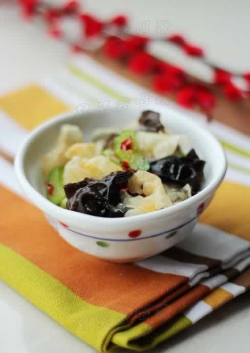 ����ڰ�ľ��������